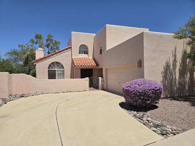 3074 Palomino Park Loop